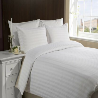 QUILT COVER SETS - WHITE STRIPE