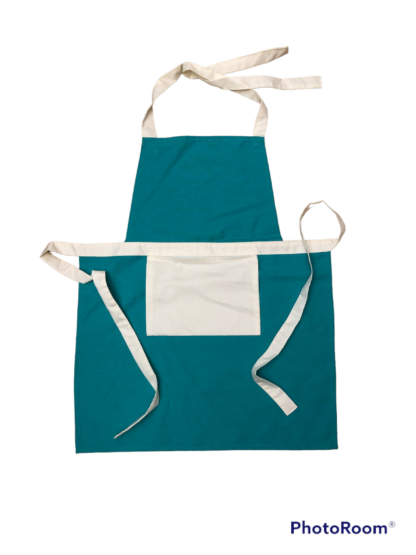 Apron with pocket
