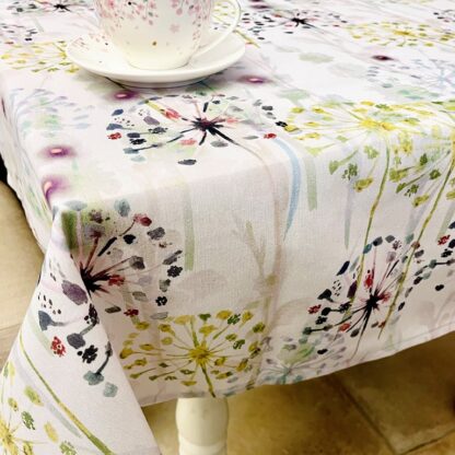 TABLE CLOTH - dandelion flowers 140x240