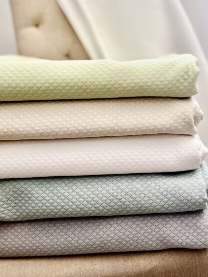 THROWS - 170x270cm  DIFFERENT COLORS