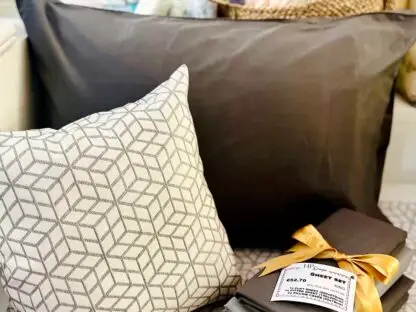 CUSHION - GREY GEOMETRIC 40x40cm - Image 2