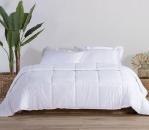 DUVET/QUILT HOLLOWFIBER - 220x240cm 8TOG